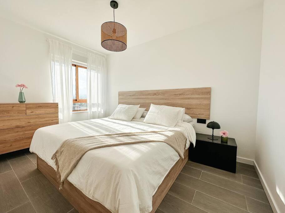 Precioso Apartamento Con Piscina Y Vistas Alicante Eksteriør billede